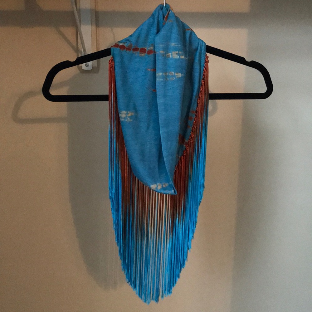 Fun fringe scarf